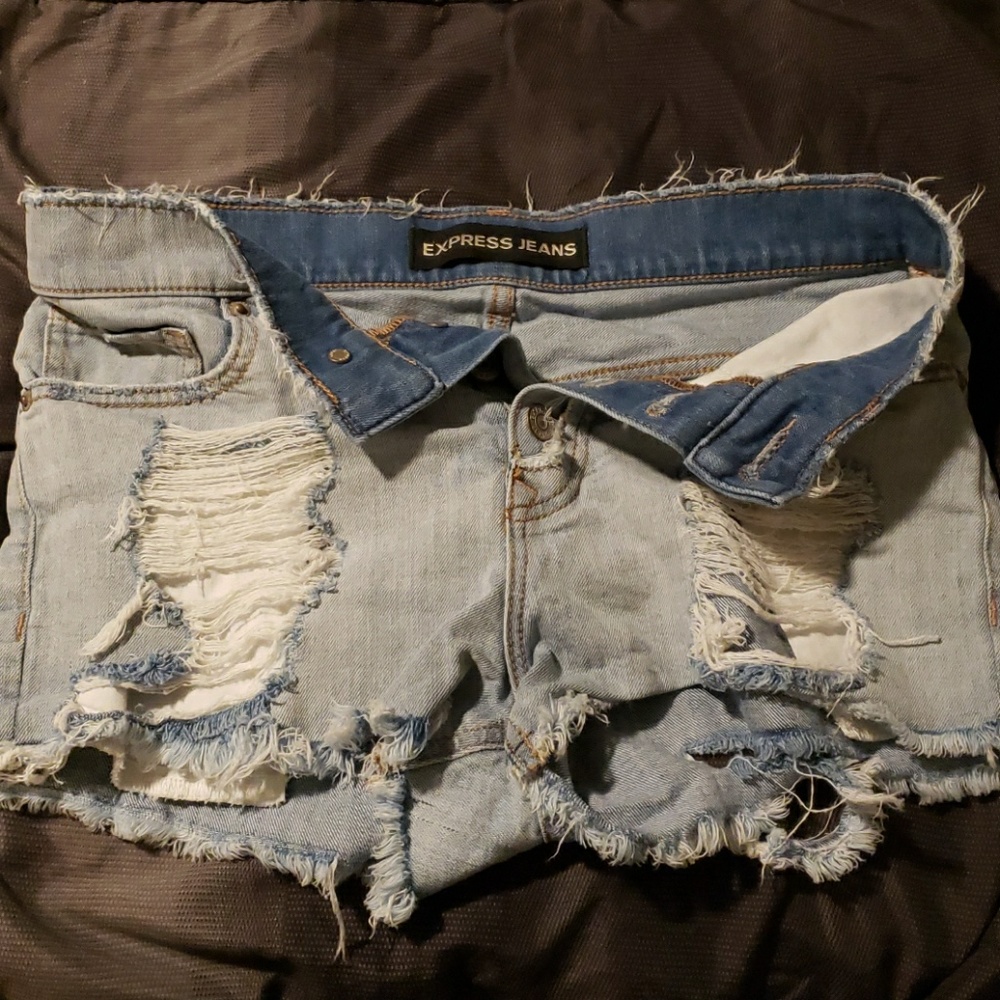 Express shorts